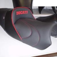 Selle réaliée par TJLSellier.com de DUCATI - ST3/ST4