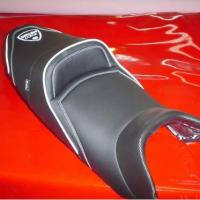 Selle réaliée par TJLSellier.com de DUCATI - MONSTER/MOSTRO