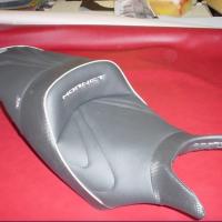 Selle réaliée par TJLSellier.com de HONDA - Hornet 600 & 900