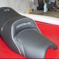 Selle réaliée par TJLSellier.com de KAWASAKI - GTR