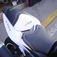 Selle réaliée par TJLSellier.com de KAWASAKI - Z 750