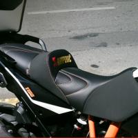 Selle réaliée par TJLSellier.com de KTM - 1190