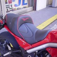 Selle réaliée par TJLSellier.com de MOTO GUZZI - Griso