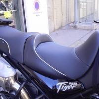 Selle réaliée par TJLSellier.com de TRIUMPH - Tiger