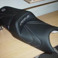 Selle réaliée par TJLSellier.com de YAMAHA - FZ6 / FZ1