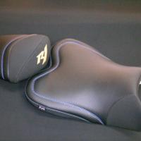 Selle réaliée par TJLSellier.com de YAMAHA - R1 - R6