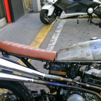 Selle réaliée par TJLSellier.com de café racers/scramblers - divers