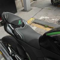 Selle réaliée par TJLSellier.com de KAWASAKI - Z 800