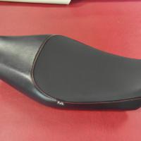 Selle réaliée par TJLSellier.com de YAMAHA - XSR 700