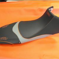 Selle réaliée par TJLSellier.com de KTM - 1050