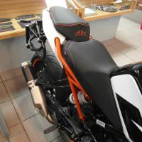 Selle réaliée par TJLSellier.com de KTM - DUKE 125