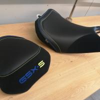 Selle réaliée par TJLSellier.com de SUZUKI - gsx-s